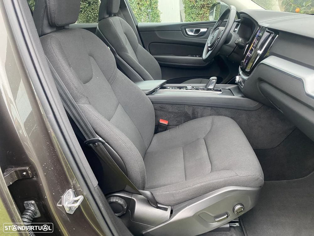 Volvo XC 60 2.0 T6 PHEV Inscription Expression AWD - 14