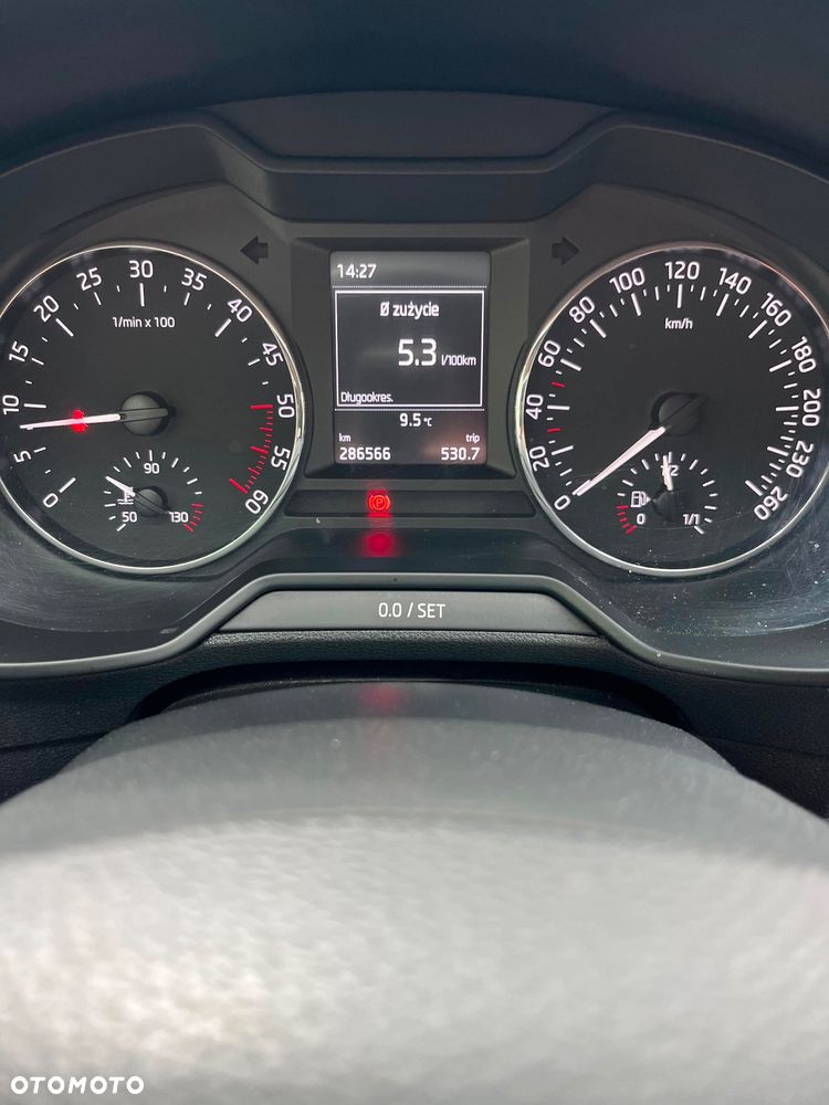 Skoda Octavia 1.6 TDI Ambition - 8