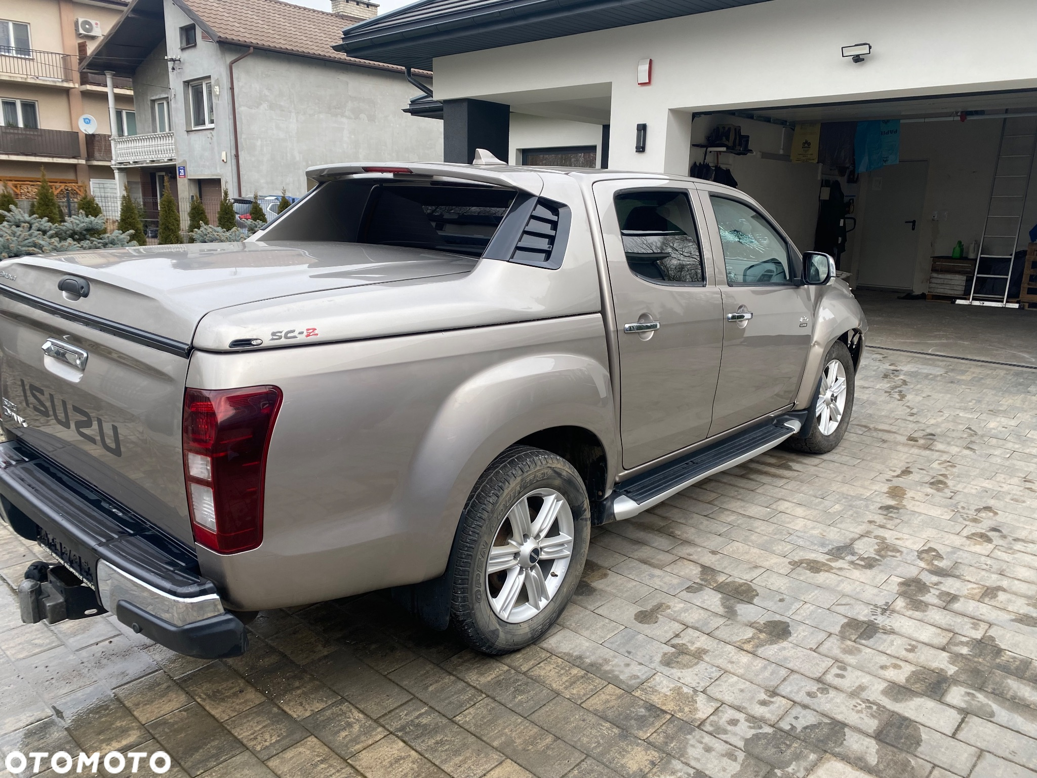 Isuzu D-Max 4x4 Double Cab Autm Premium+ - 5