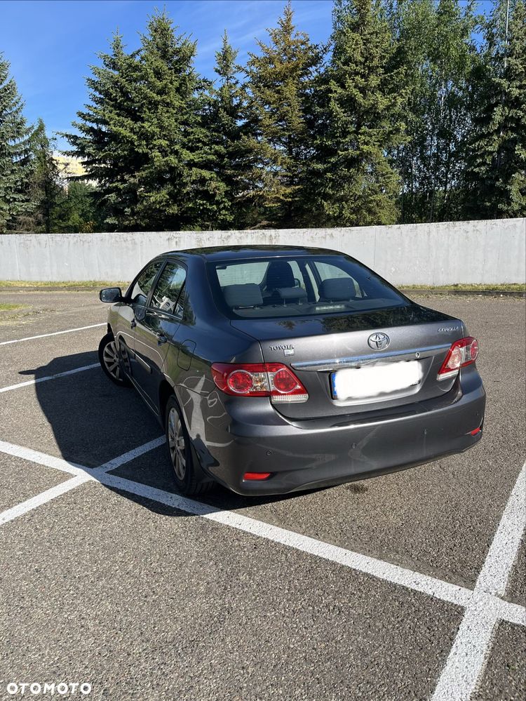 Toyota Corolla - 6