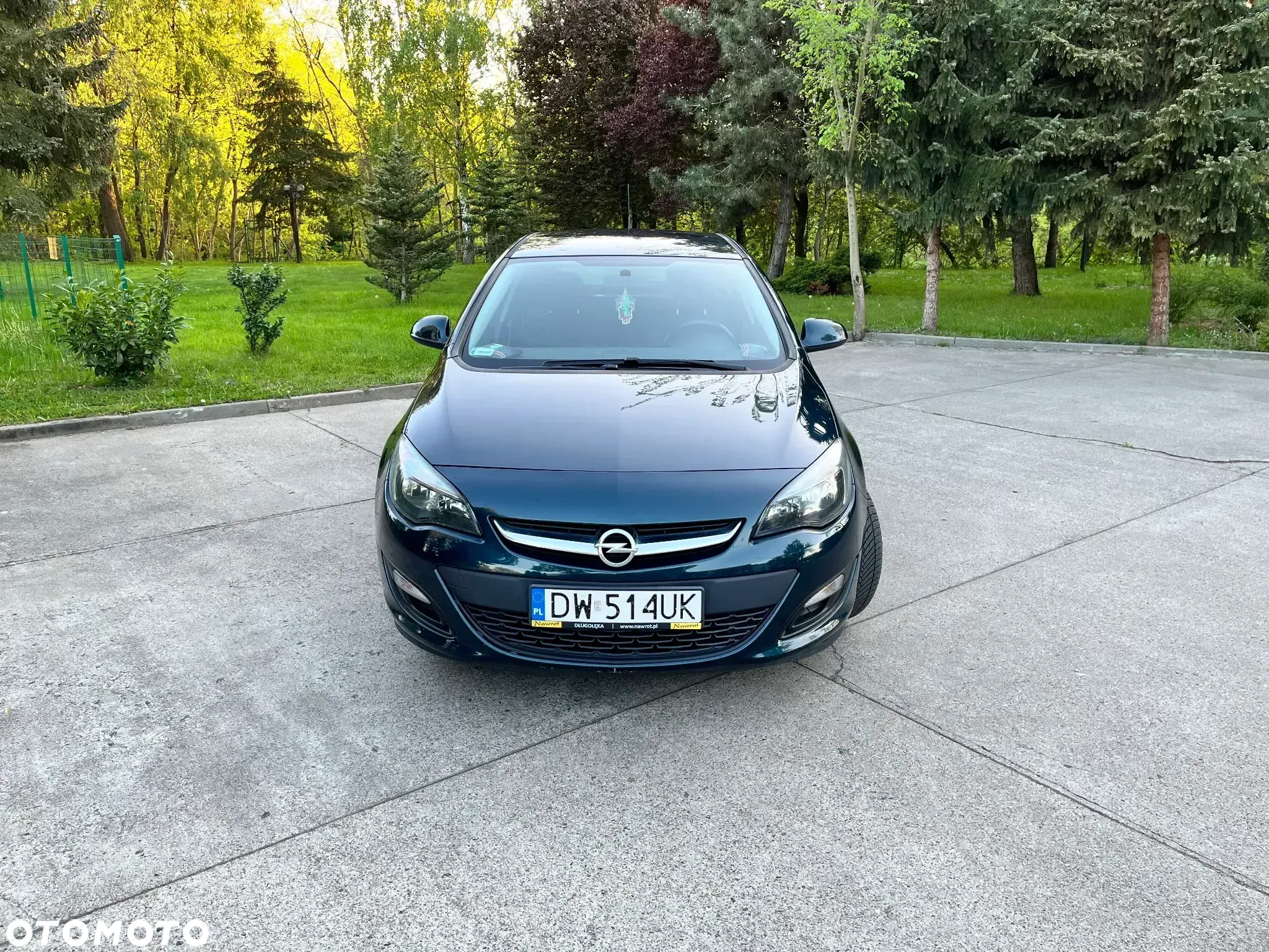 Opel Astra IV 1.4 T Enjoy - 2