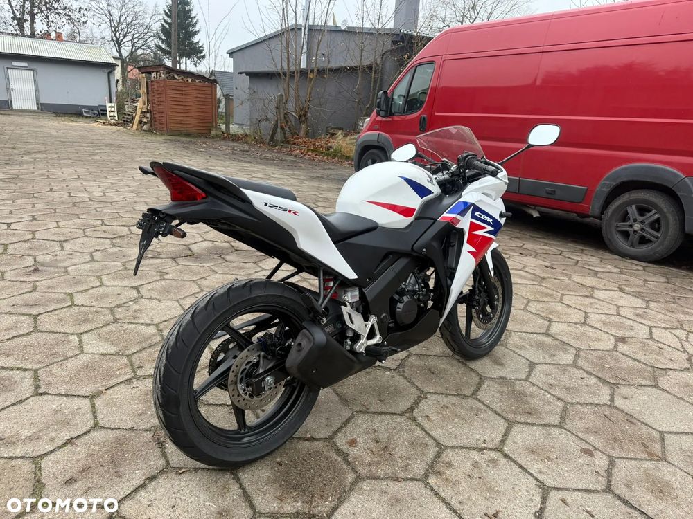 Honda CBR - 12