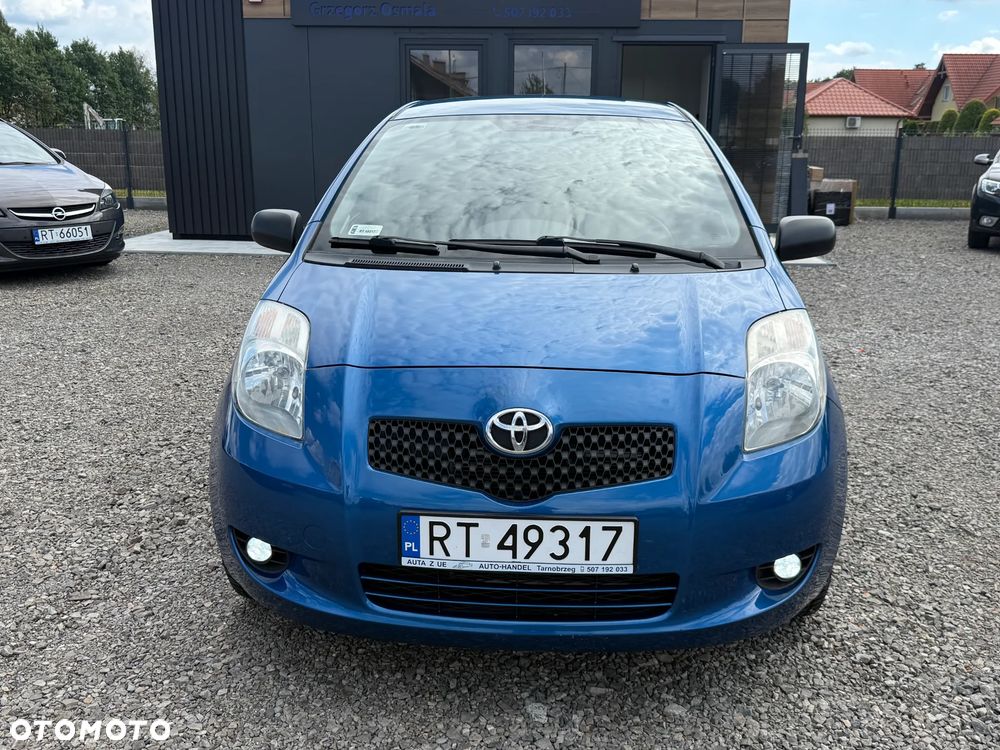 Toyota Yaris 1.3 Luna A/C - 11