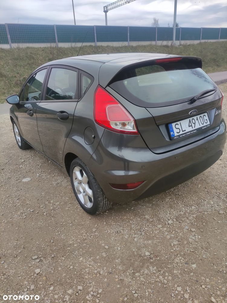 Ford Fiesta 1.25 Ambiente - 8