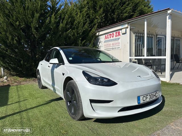 Tesla Model 3 Standard Range Plus RWD - 2