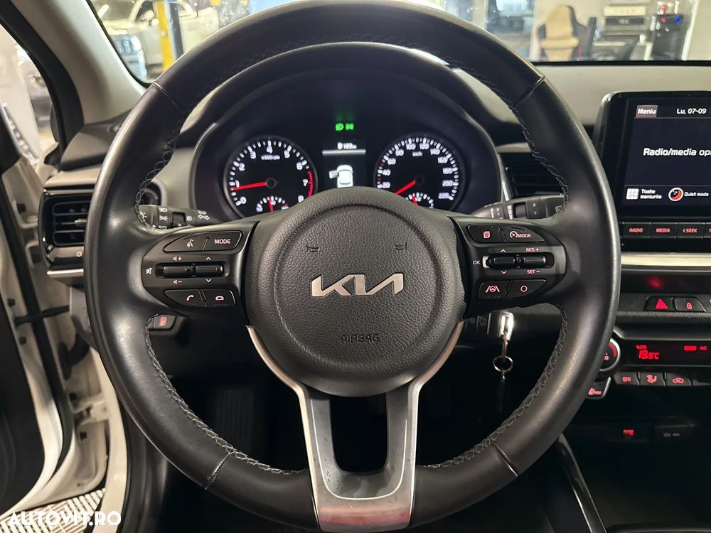 Kia Stonic - 17