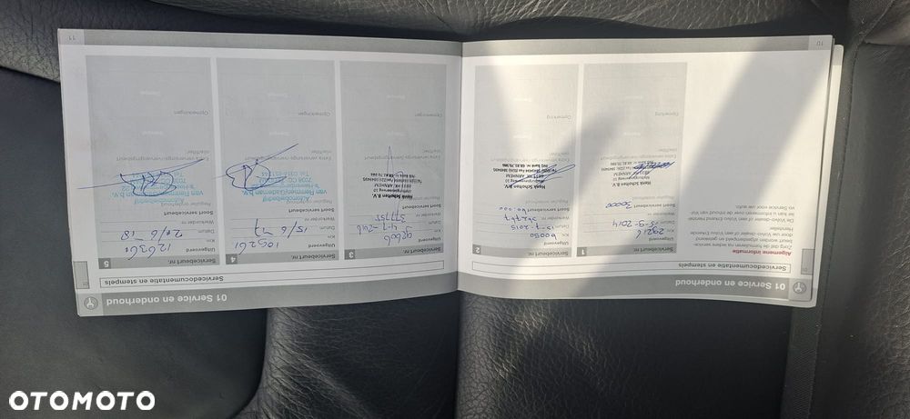 Volvo V60 D6 AWD Plug-in Hybrid Summum - 36