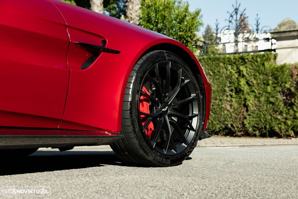 Aston Martin Vantage Coupe V8 - 14