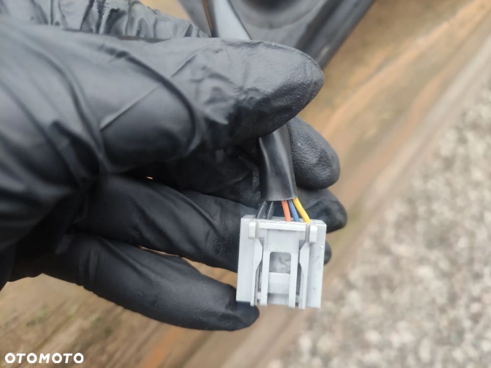 Ford Mondeo MK4 lift lusterko prawe 6 pin 5.8 - 5