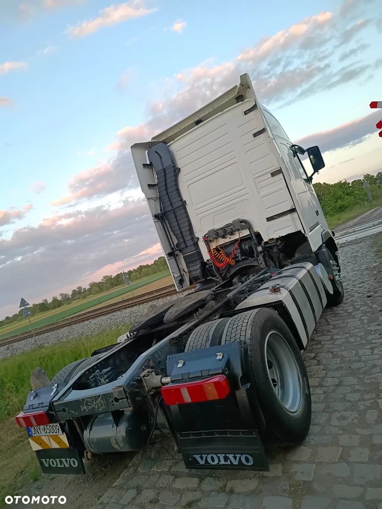 Volvo FH 440 STANDARD MANUAL LODÓWKA KLIMA - 8