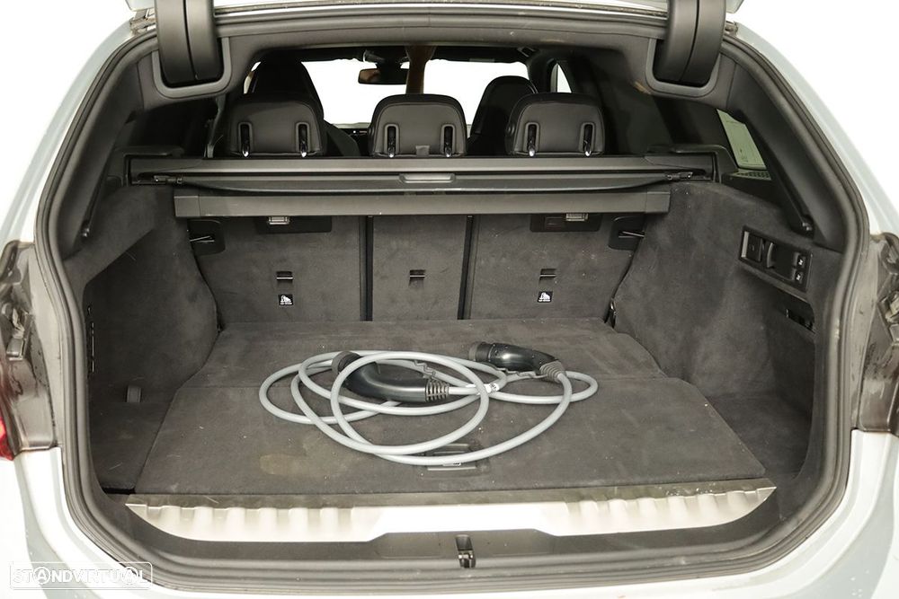 BMW 330 e Touring Pack M Auto - 23