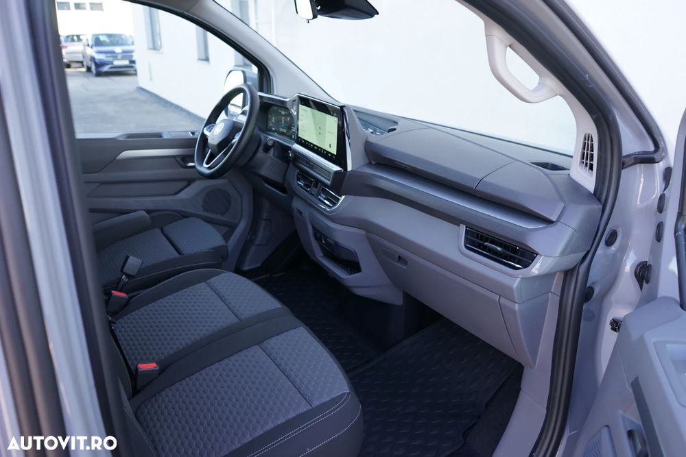 Volkswagen Caravelle - 28