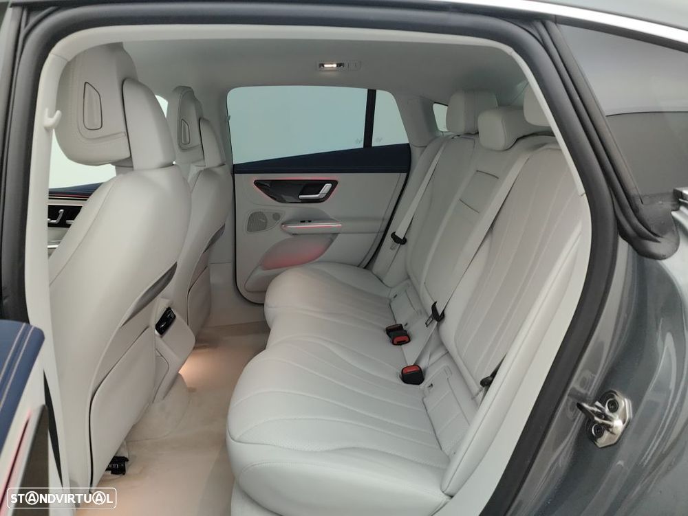 Mercedes-Benz EQE - 17