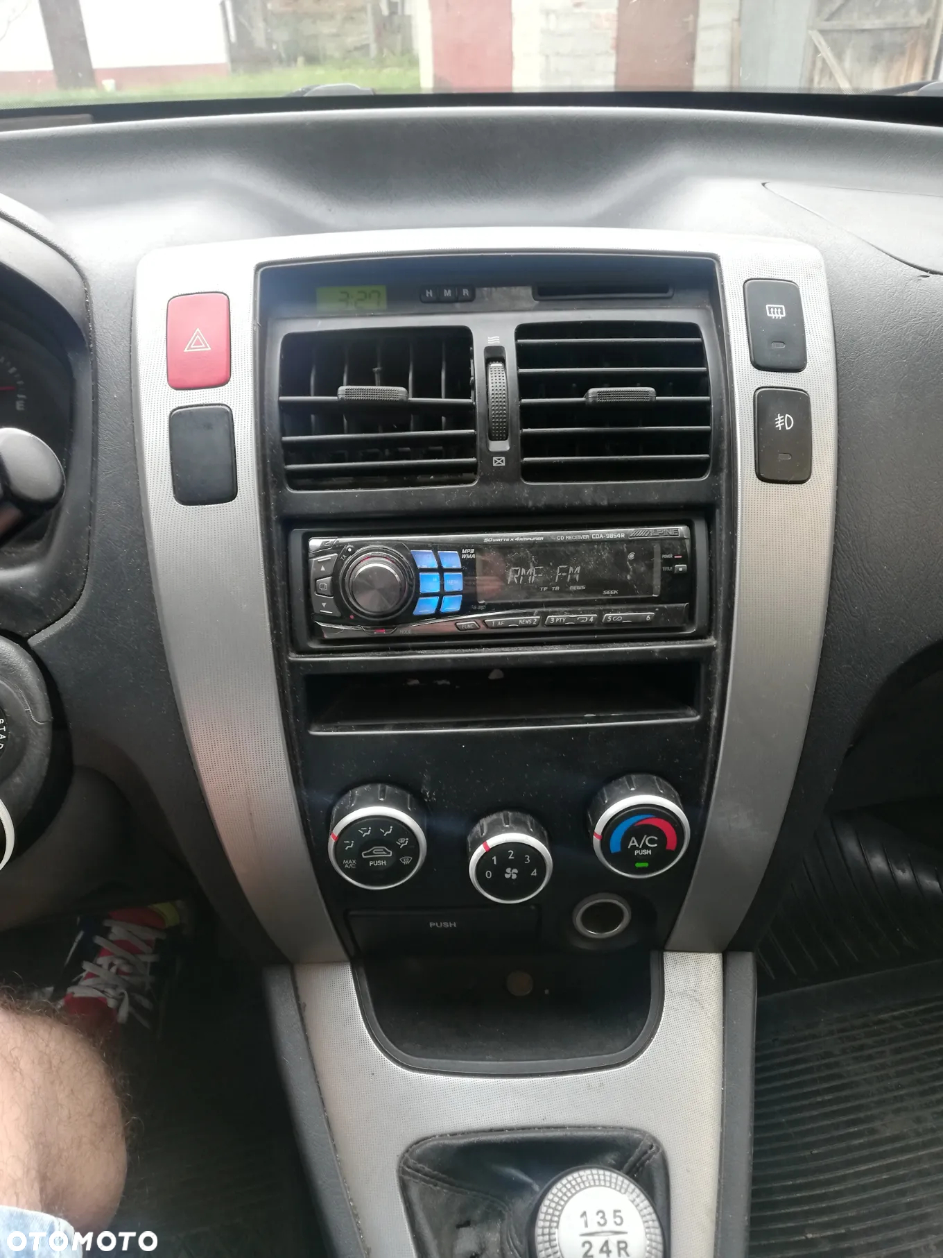 Hyundai Tucson 2.0 Active / Style - 13