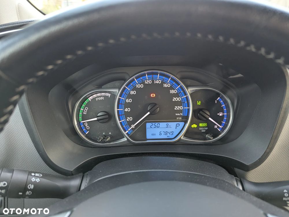 Toyota Yaris - 15