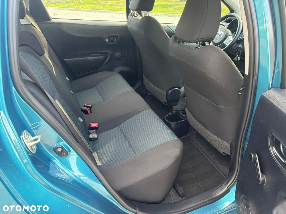 Toyota Yaris 1.33 VVT-i Lounge - 19