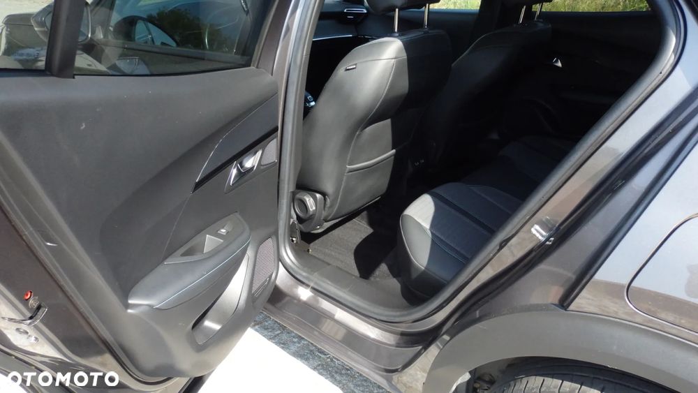 Peugeot 2008 1.5 BlueHDi Allure Pack S&S EAT8 - 9