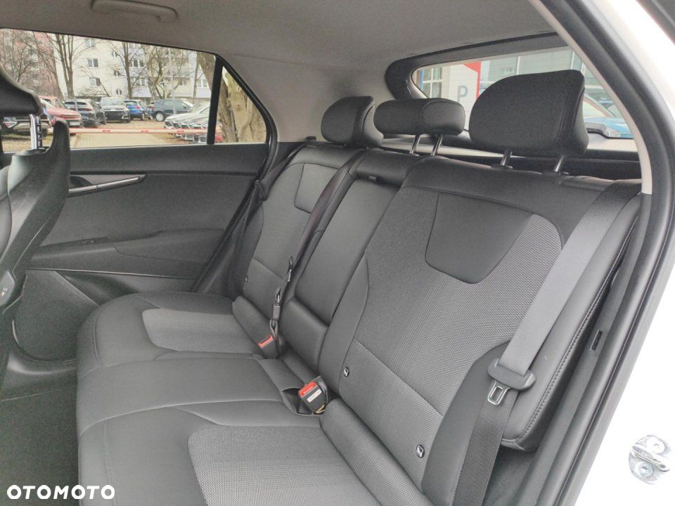 Kia Niro - 17