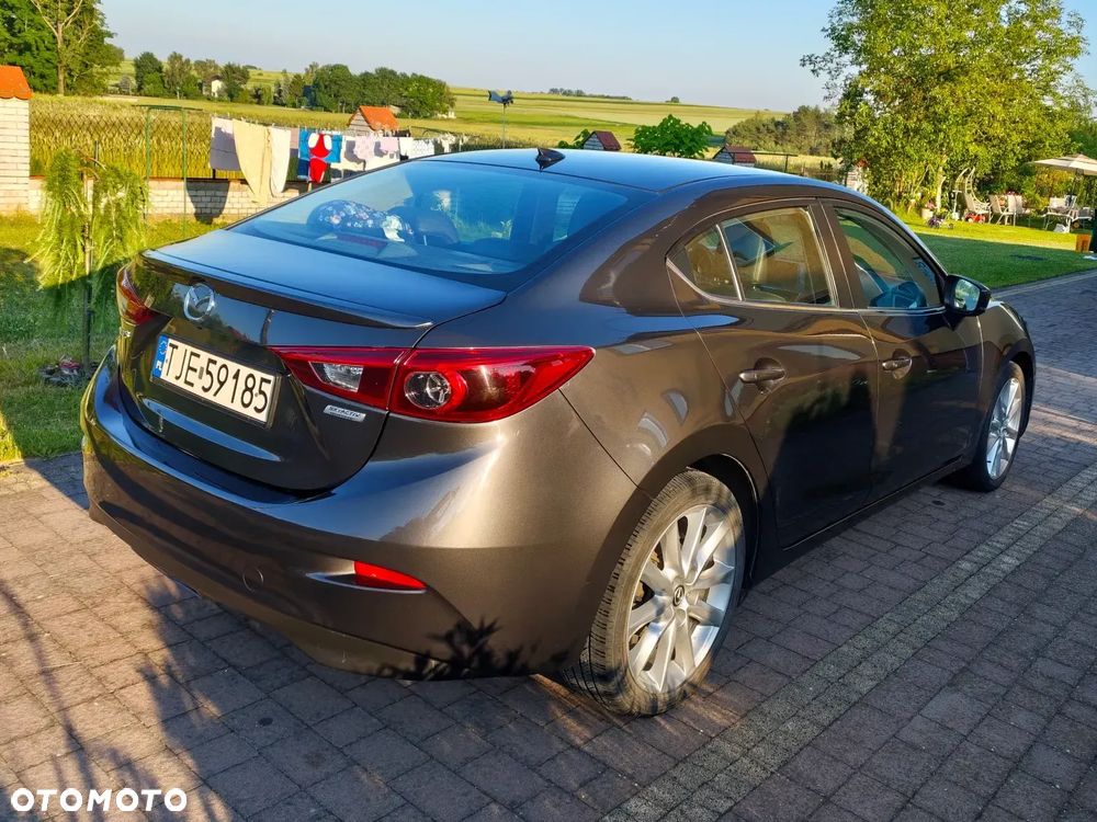 Mazda 3 - 7