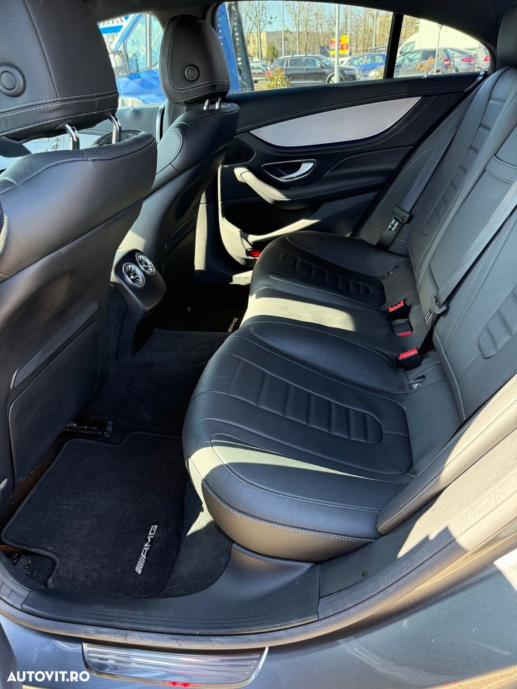 Mercedes-Benz CLS 350 d 4MATIC Aut - 11