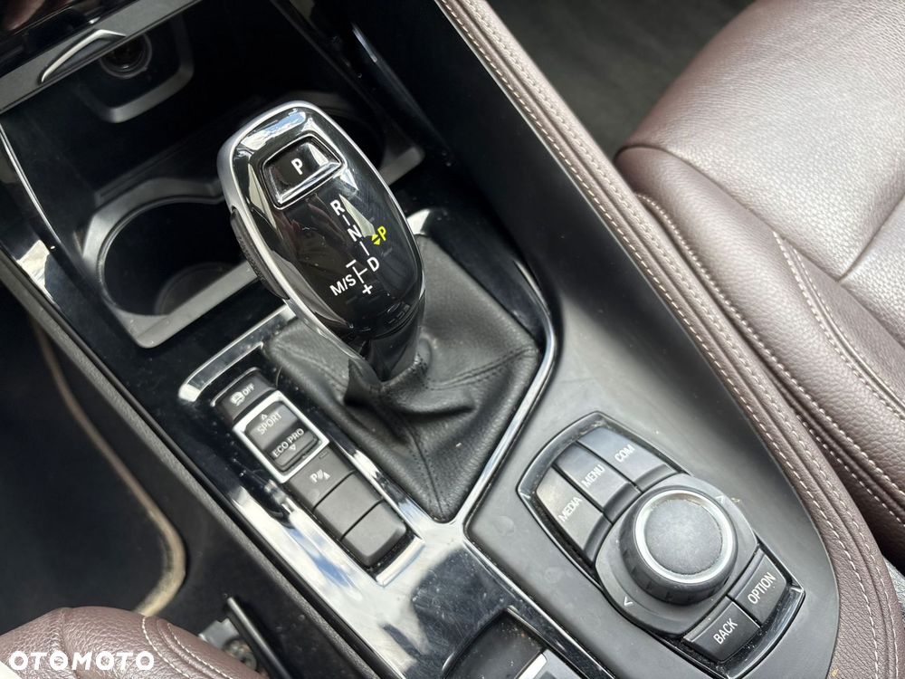 BMW X1 - 15