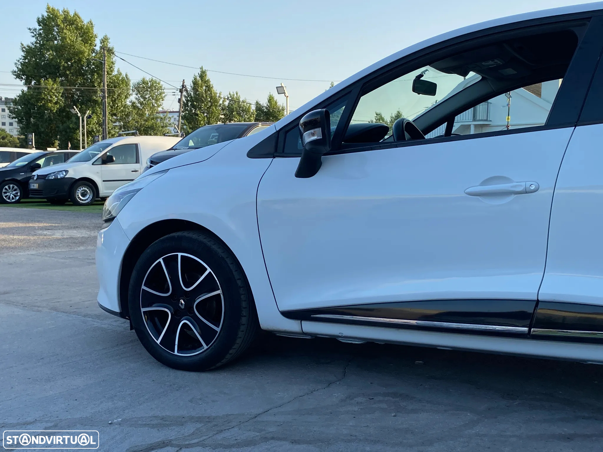 Renault Clio 1.5 dCi Limited - 6