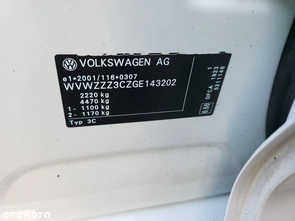 Volkswagen Passat Variant 2.0 TDI SCR 4Motion DSG Highline - 10