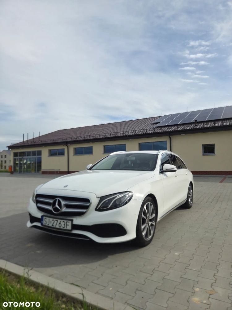Mercedes-Benz E-Class 2016 photo 3