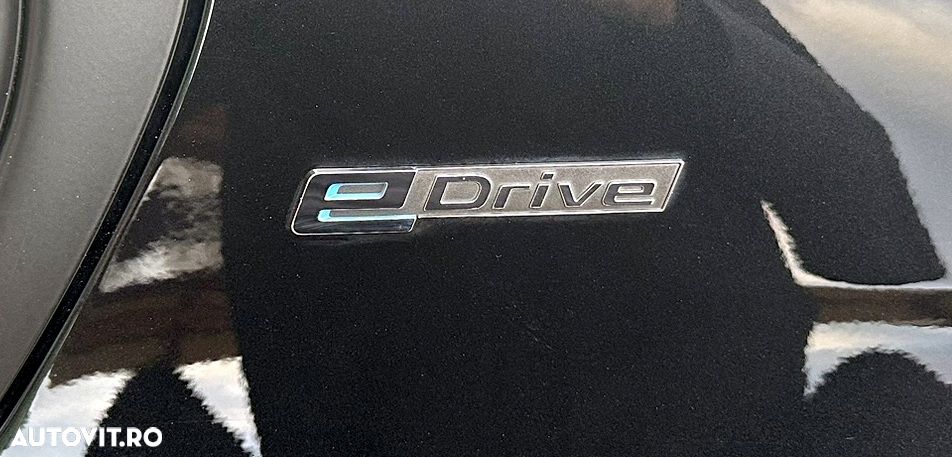 BMW Seria 3 330e iPerformance Advantage - 29