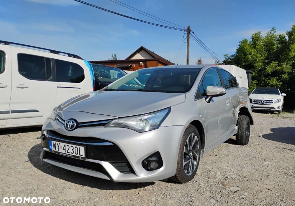 Toyota Avensis - 3