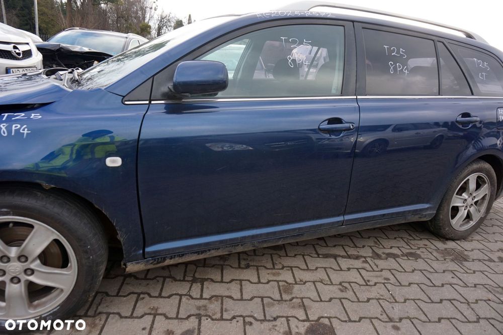 DRZWI PRZEDNIE LEWE AVENSIS II T25 KOMBI 8P4  GRANATOWY TOYOTA 2003-2006 - 4