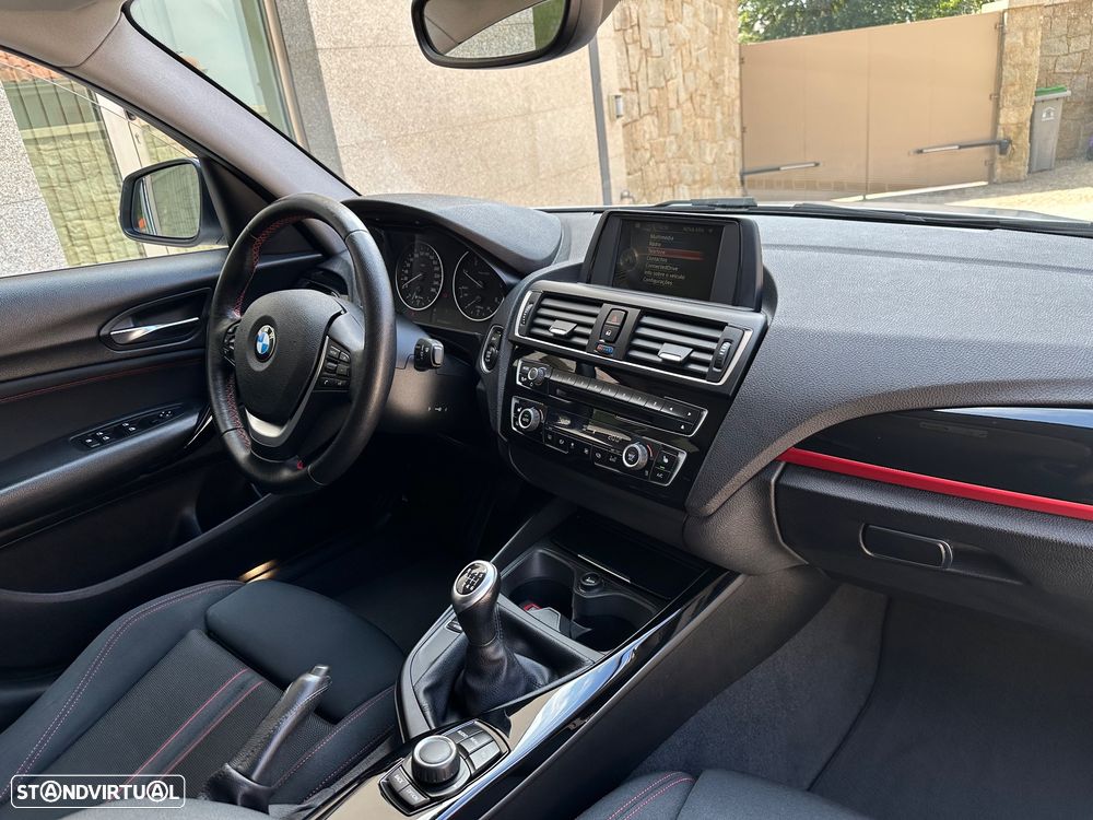 BMW 116 d Sport Line - 22