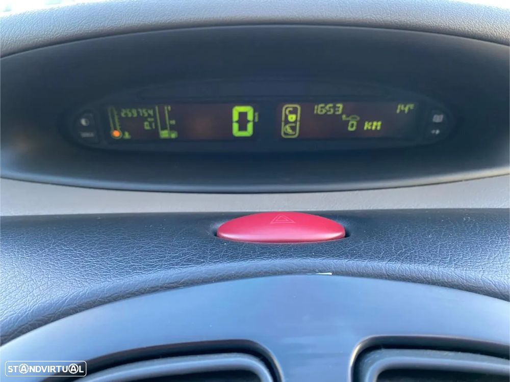 Citroën Xsara Picasso 2.0 HDi SX - 22