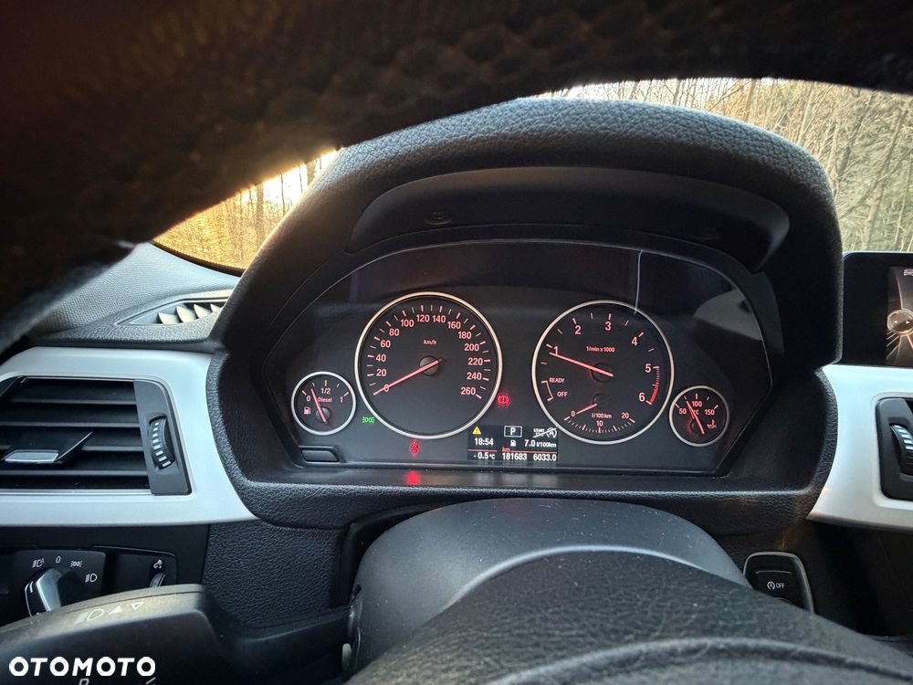 BMW Seria 3 320d - 2