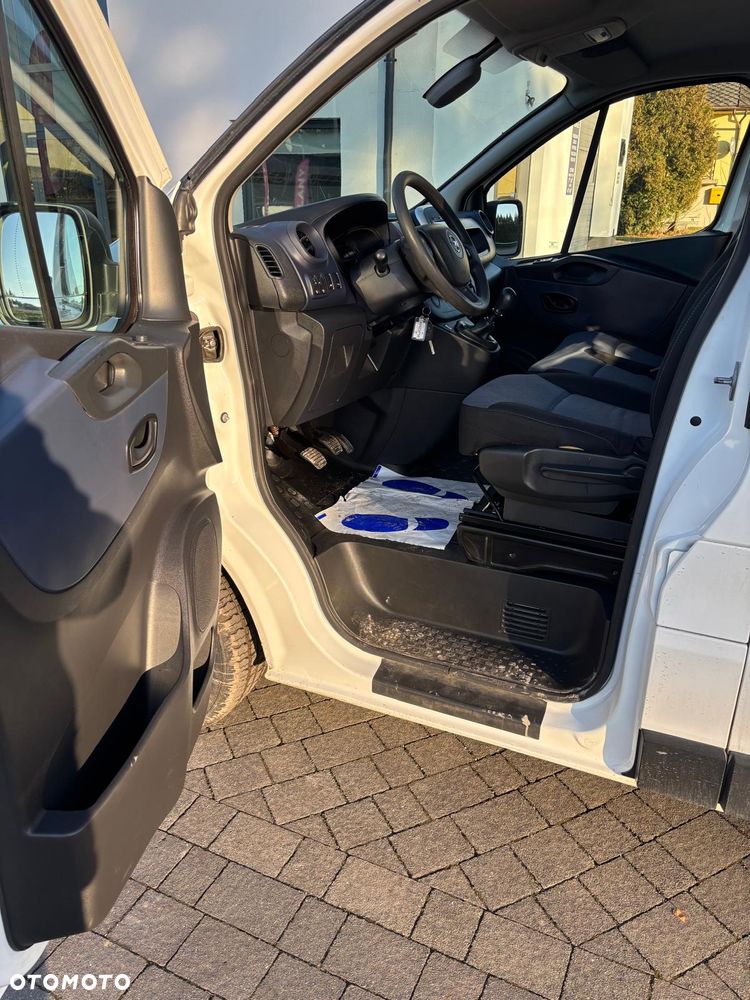 Opel VIVARO - 9