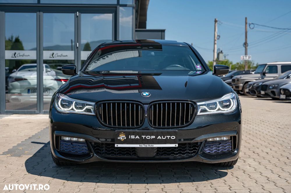 BMW Seria 7 740e iPerformance - 2