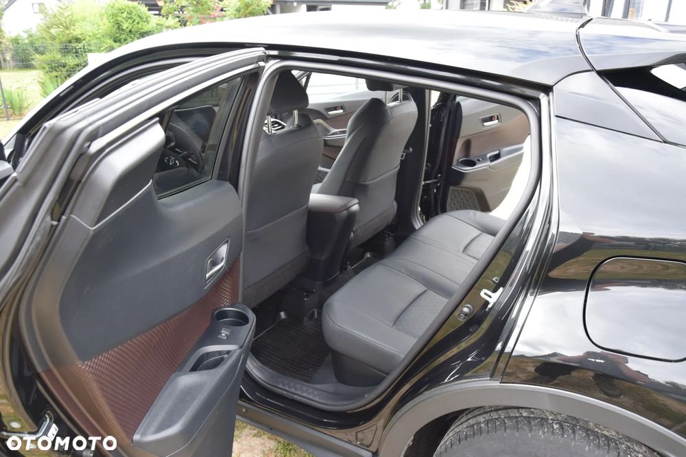 Toyota C-HR Business-Edition - 23