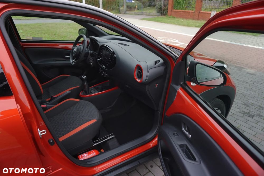 Toyota Aygo X 1.0 VVT-i Style - 16