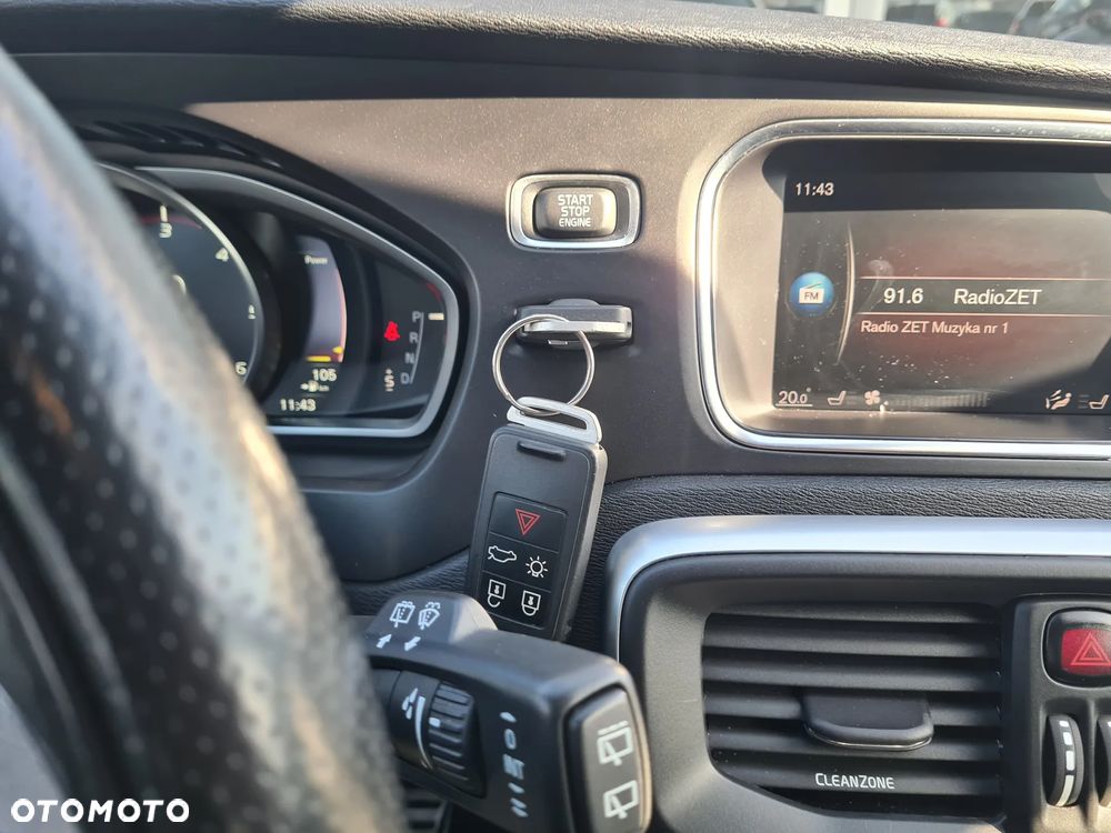 Volvo V40 D3 Drive-E R-Design Kinetic - 15