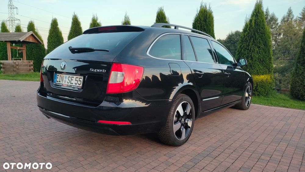 Skoda Superb 2.0 TDI DSG Elegance - 5