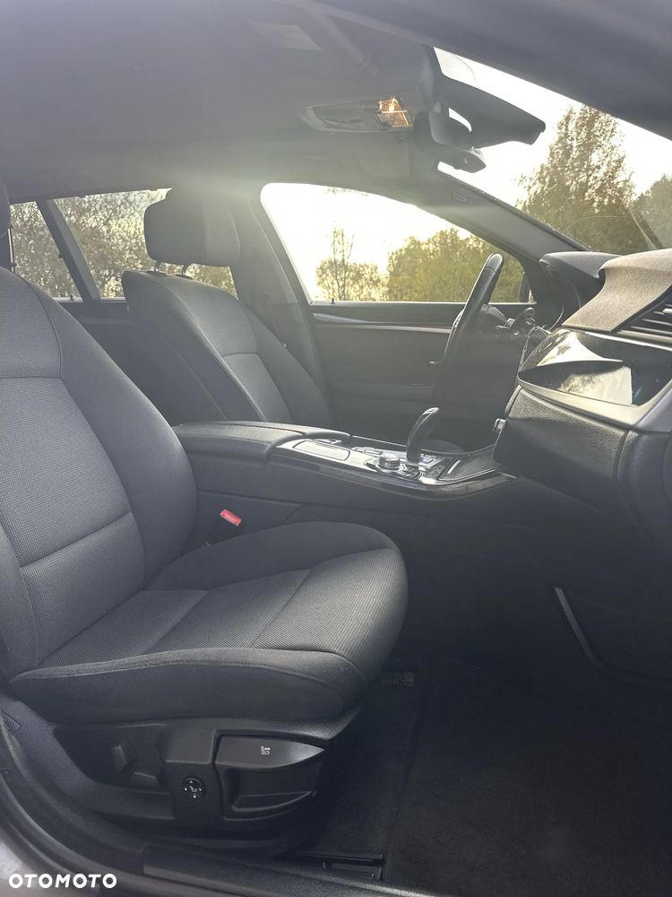 BMW Seria 5 520d - 8
