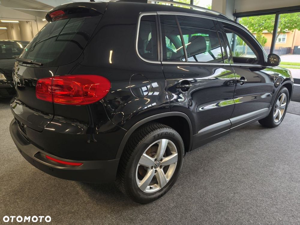 Volkswagen Tiguan 2.0 TDI DPF 4Motion DSG Sport & Style - 4