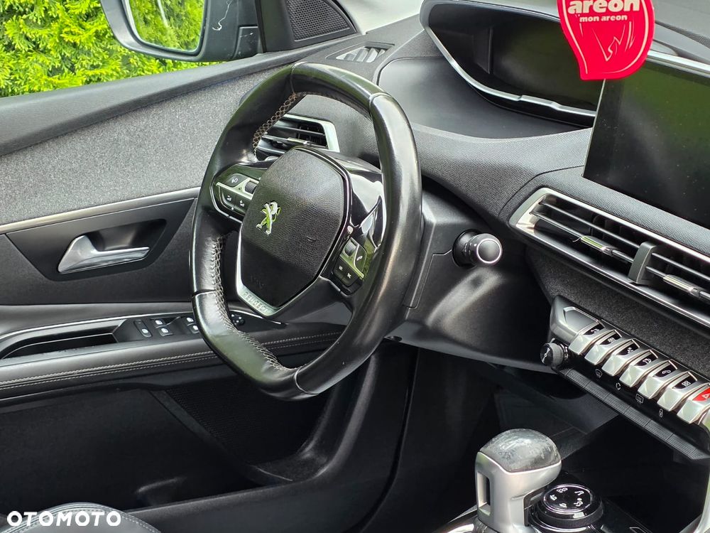 Peugeot 3008 - 25