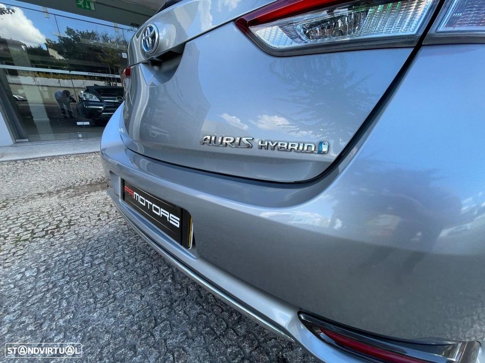 Toyota Auris 1.8 HSD Comfort +P.Techno+P.Sport - 33