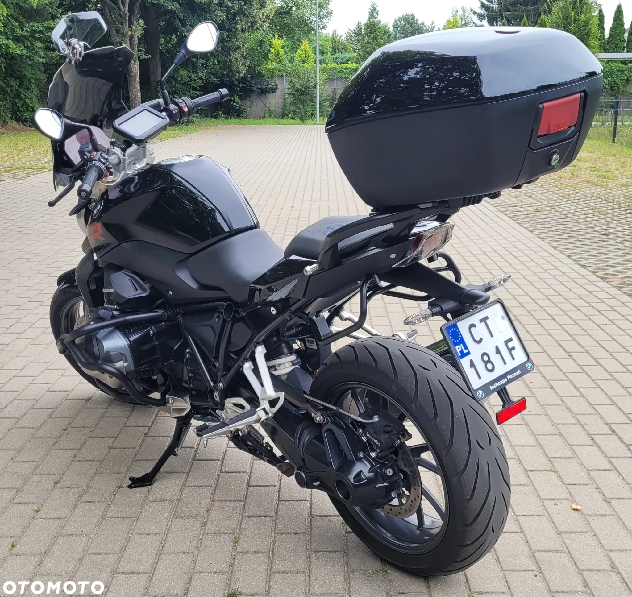 BMW R - 8