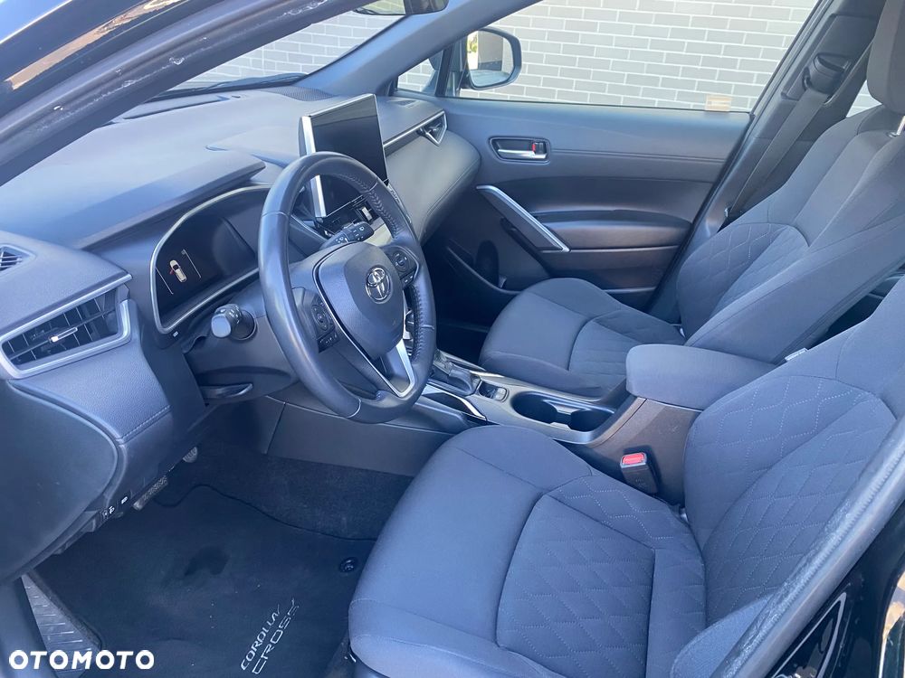 Toyota Corolla Cross 2.0 Hybrid Comfort - 12