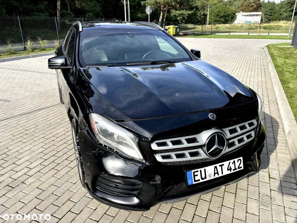 Mercedes-Benz GLA 250 4-Matic - 8