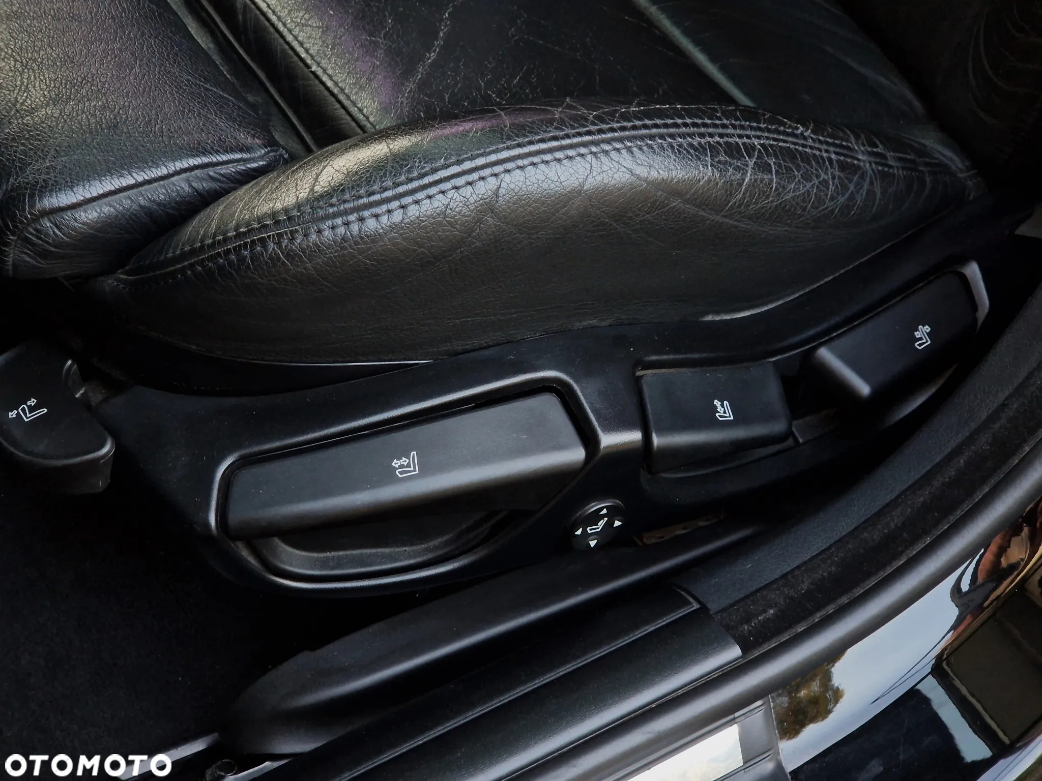 BMW Seria 3 330i - 22