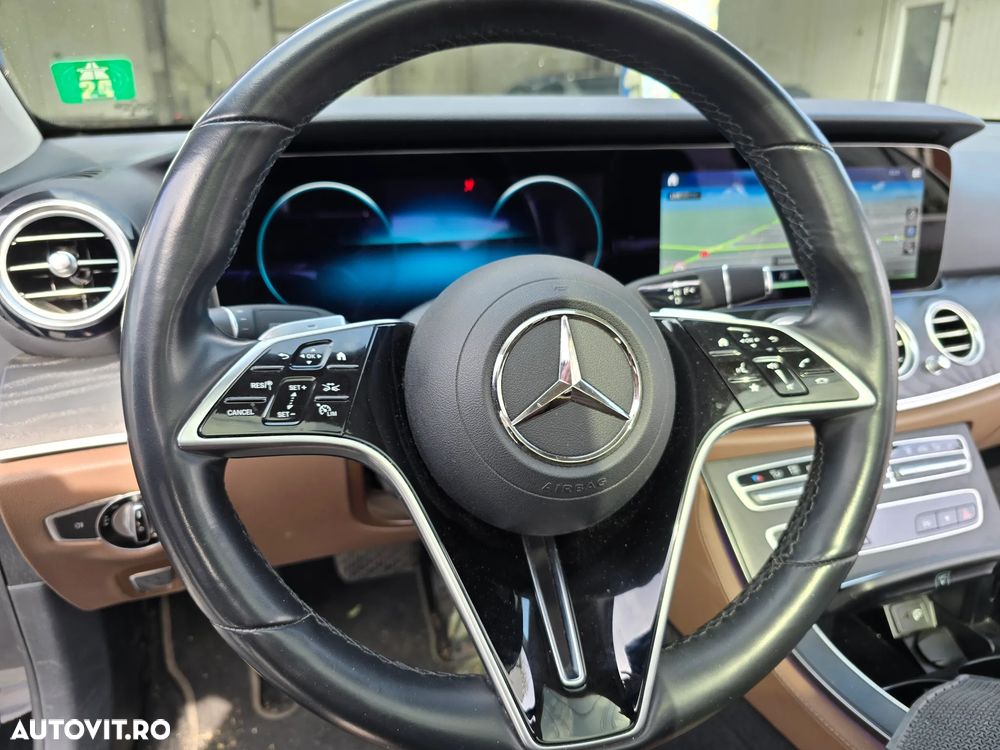 Mercedes-Benz E - 5