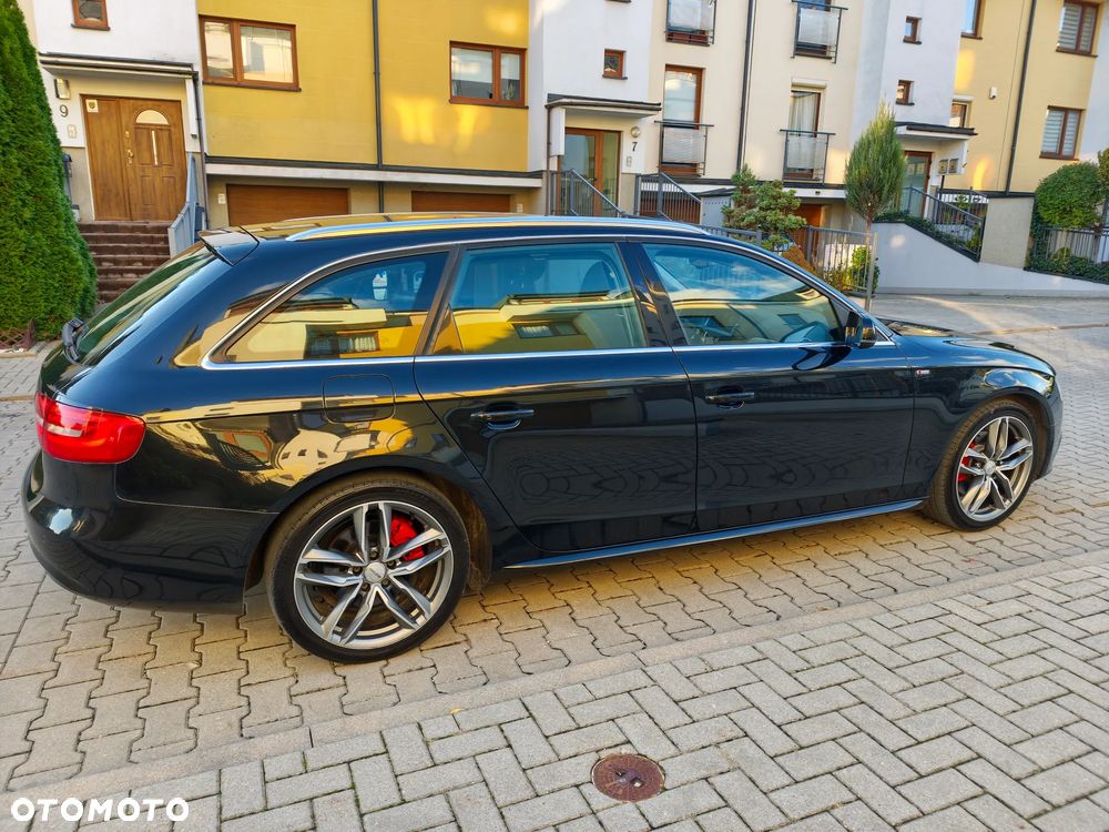 Audi A4 Avant 2012 photo 5
